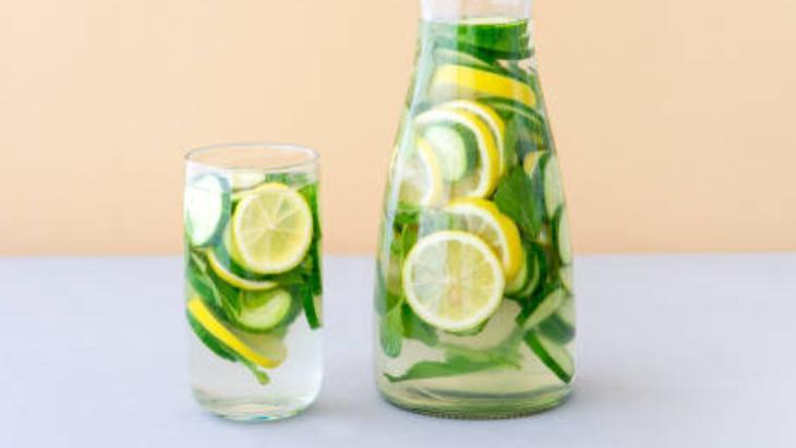 3 günde ödem bırakmıyor! 2 saat bekleyince içime hazır: Ay şeklinde doğrayıp atın 2 3 günde ödem bırakmıyor! 2 saat bekleyince içime hazır: Ay şeklinde doğrayıp atın