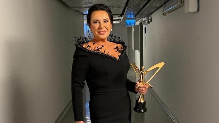 30 yıl önce kaybettiği eşini andı! 'Benim hikayem sensin' 3 30 yıl önce kaybettiği eşini andı! 'Benim hikayem sensin'