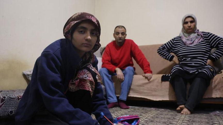 4 bin TL’lik tek gözlü odada yaşam mücadelesi! ‘Evin banyosu yok, tuvalet dışarıda’