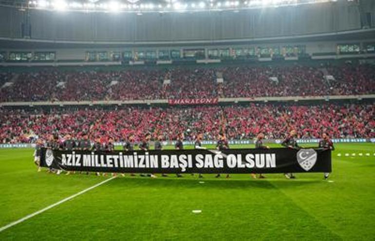 A Millli Takım’da Hakan Çalhanoğlu durdurulamıyor! Golden sonra asker selamı verdi