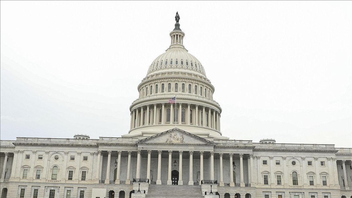 ABD Hava Sahası Krizi: Uçuşlar Tehlikede 1 ABD Hava Sahası Krizi: Uçuşlar Tehlikede
