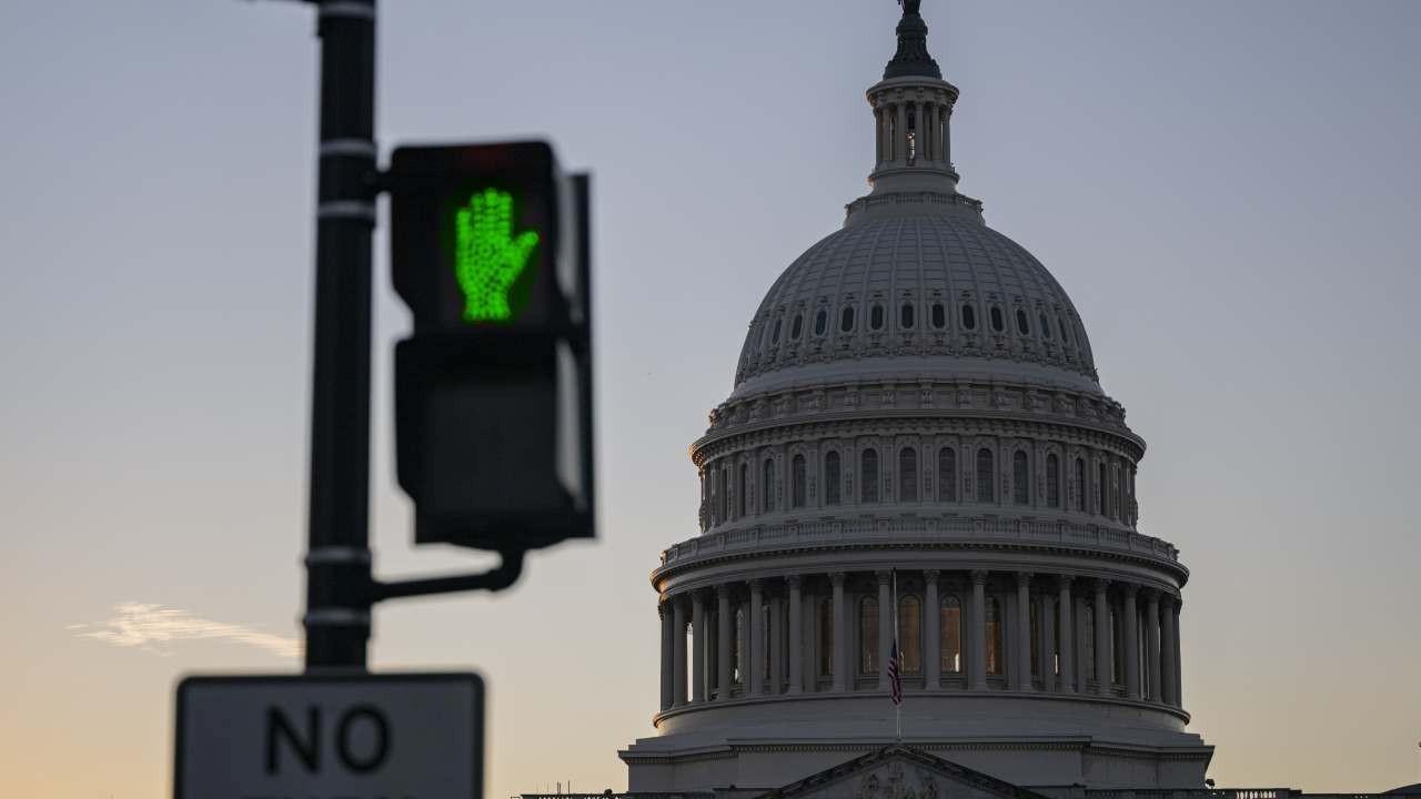 ABD’de bütçe çıkmazında sona yaklaşıldı: Yeni tasarı Senato’dan geçti