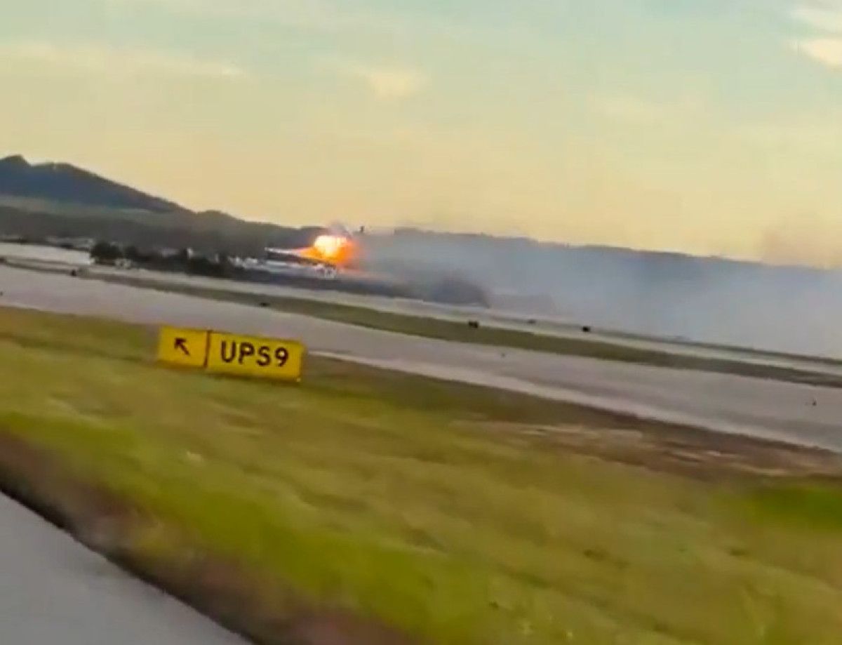 ABD'de Kargo Uçağı Düştü: Yaralılar Var, Durum Ciddiyetini Koruyor