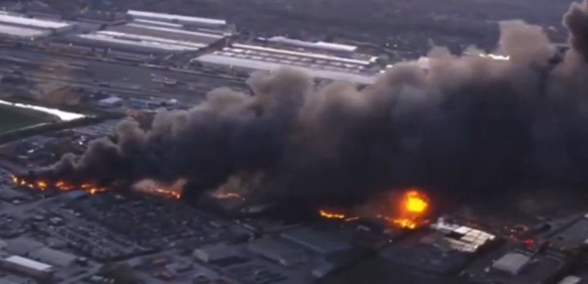 ABD'de Kargo Uçağı Düştü: Yaralılar Var, Durum Ciddiyetini Koruyor