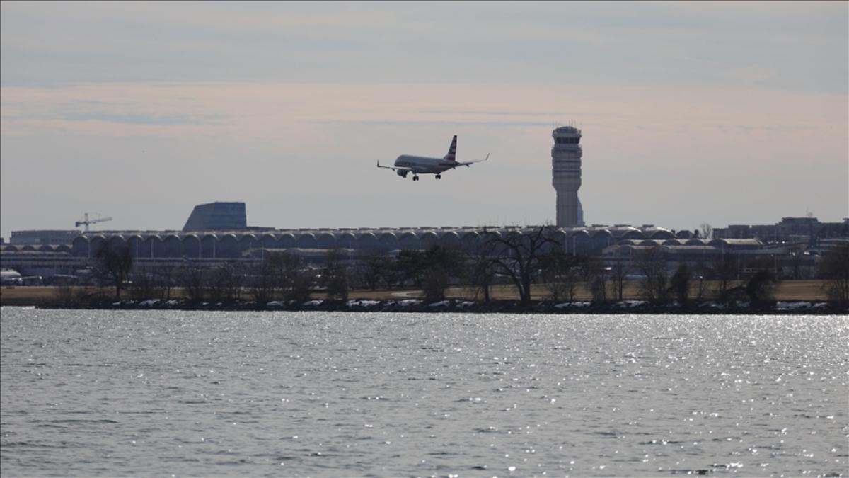 ABD’de Yolcu Uçağına Bomba İhbarı: Tüm Uçuşlar Durduruldu!