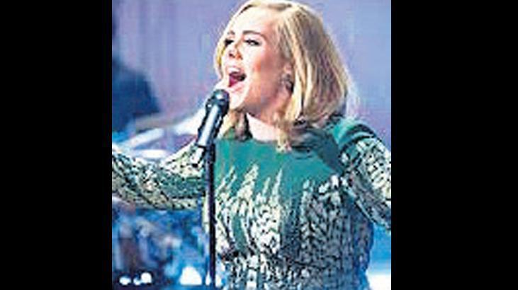 Adele oyunculukta da iddialı