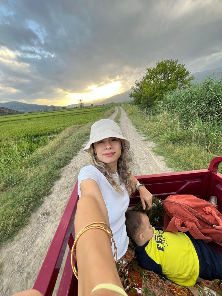 Ailesi döner diye bekledi, 4 yıldır köyde yaşıyor! 'Artık burada yiyecek ekmeğimiz yok' 1 Ailesi döner diye bekledi, 4 yıldır köyde yaşıyor! 'Artık burada yiyecek ekmeğimiz yok'