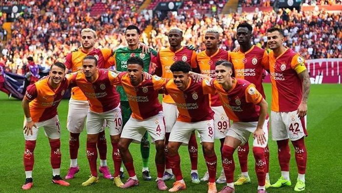 Ajax ve Galatasaray: Şampiyonlar Ligi'nde Heyecan Dolu Bir Mücadele! 2 Ajax ve Galatasaray: Şampiyonlar Ligi'nde Heyecan Dolu Bir Mücadele!