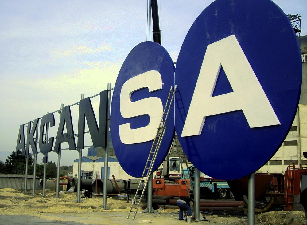 Akçansa’nın İlk Dokuz Aylık Satışlarıyla 17 Milyar TL Eşiğini Aştı: Rekor Başarı!