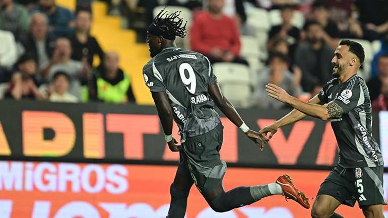 Akdeniz'de Beşiktaş'tan ilkler akşamı! Abraham ve Djalo sahnede 1 Akdeniz'de Beşiktaş'tan ilkler akşamı! Abraham ve Djalo sahnede
