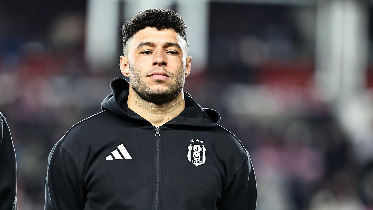 Alex Oxlade-Chamberlain: Arsenalin U21 Takımı ile Gelecek Arayışında