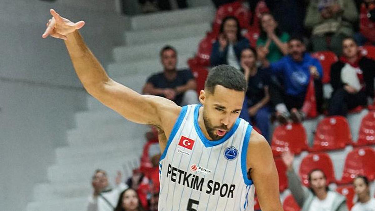 Aliağa Petkimspor, Deplasmanda Büyükçekmece’yi Yenerek Şampiyonluk Yolunda Önemli Bir Adım Attı