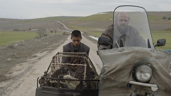 Altın Portakal 7 Ödül ile Göz Doldurdu: Tavşan İmparatorluğu Yılın En İyi Filmi Olmayı Başardı!