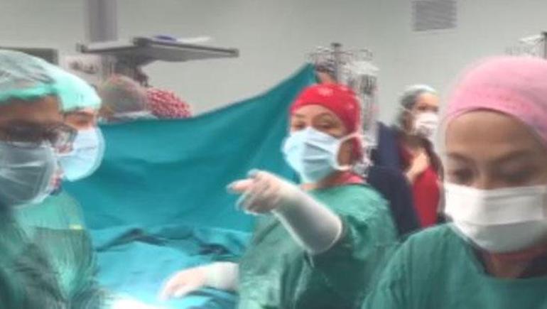 Ankara’da tıp tarihine geçen ameliyat! Anne karnında bebeğin omuriliği başarıyla onarıldı 1 Ankara’da tıp tarihine geçen ameliyat! Anne karnında bebeğin omuriliği başarıyla onarıldı