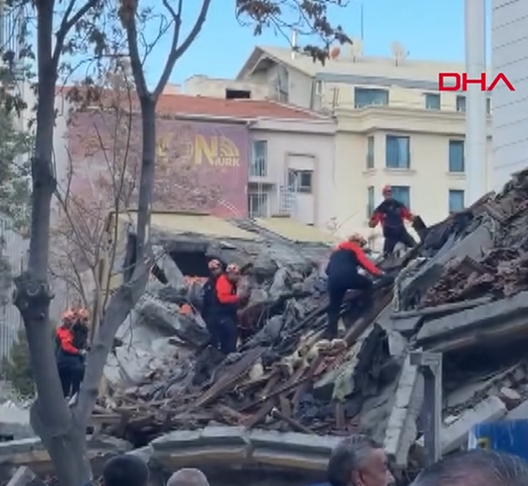 Ankara’nın göbeğinde yıkım paniği! Bina bir anda çöktü, faciadan dönüldü