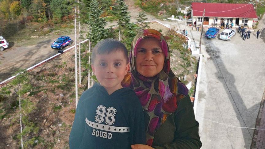 Anne ve oğlundan 7 gündür iz yok! Dronlar, iz köpekleri devrede…