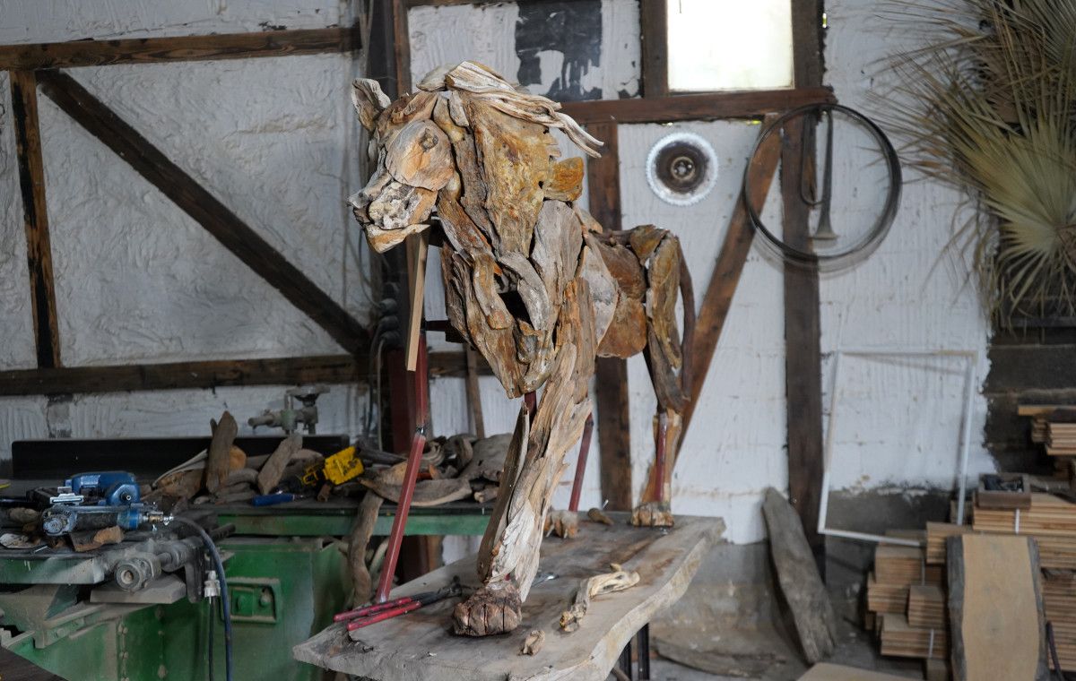 Antalya'da Kaçan Hayvanat Bahçesi Hayvanı Zeus'un Heykeli Yapıldı