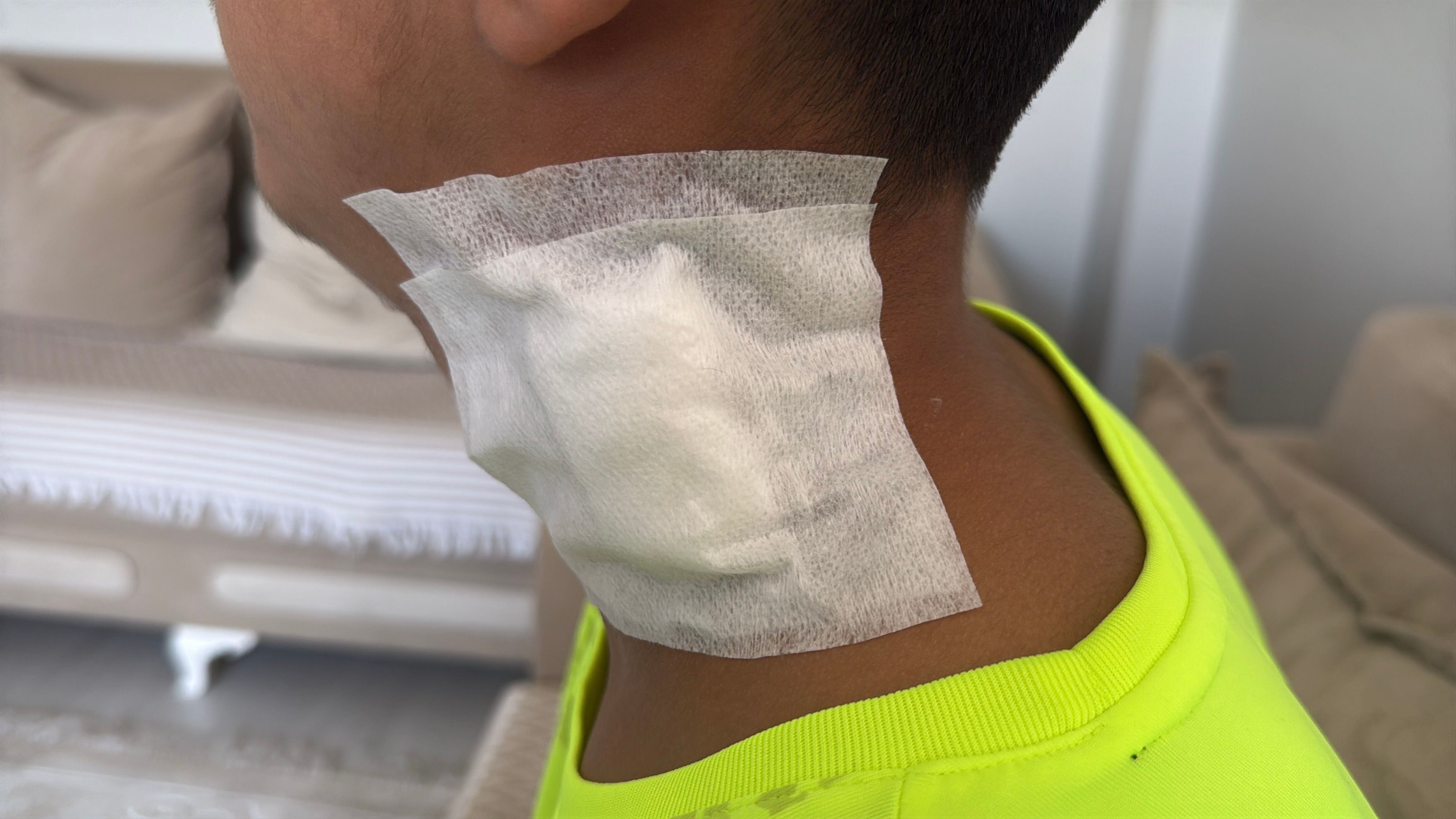 Arkadaşına Korkunç Bir Darbe: Yarın Okulda Kaos Bekleniyor! 8 Arkadaşına Korkunç Bir Darbe: Yarın Okulda Kaos Bekleniyor!