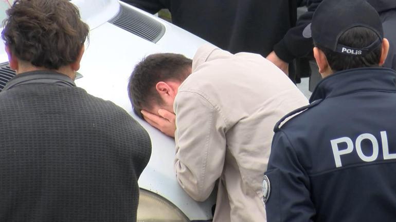 Arnavutköy'de kamyon TIR'a çarptı! Yan koltuktaki yolcu şekilde can verdi 1 Arnavutköy'de kamyon TIR'a çarptı! Yan koltuktaki yolcu şekilde can verdi