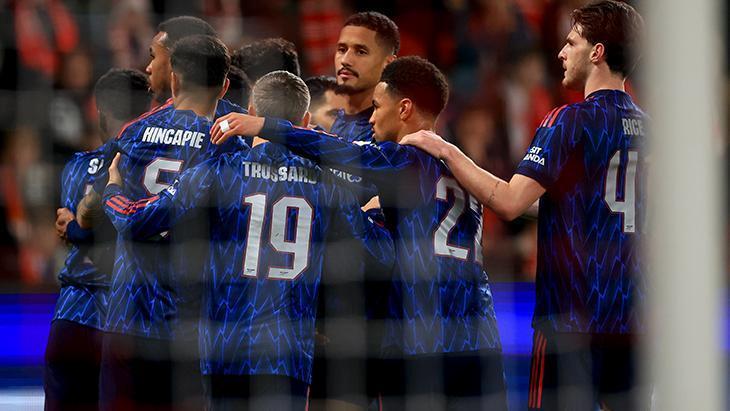 Arsenal’den Şampiyonlar Ligi’nde 4’te 4!