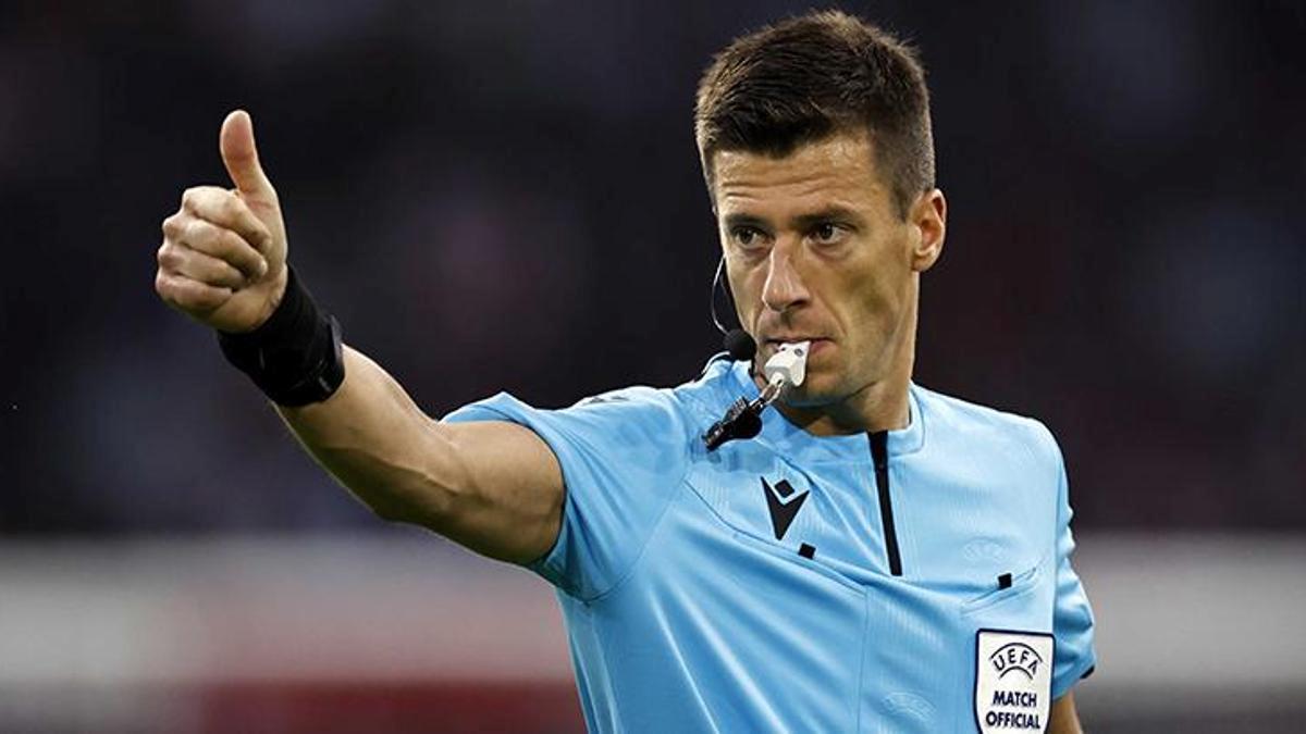 Aslanlar ve Ajax: Benoit Bastien’in Yönetiminde Büyüleyici Bir Mücadele!