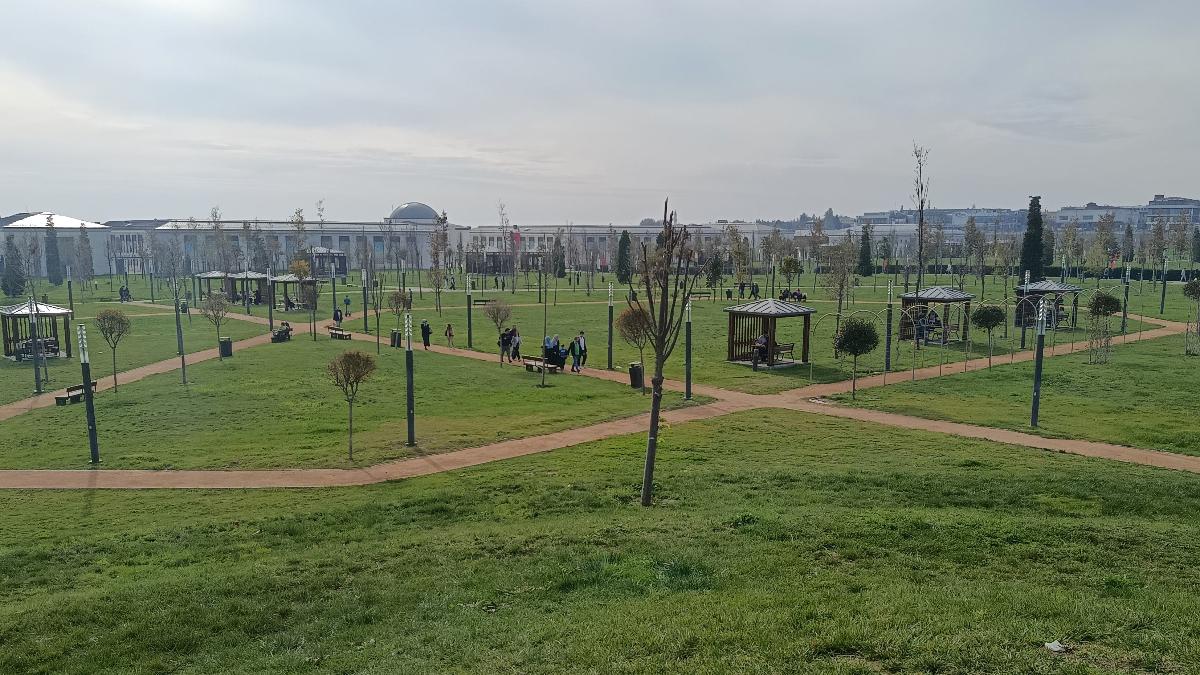 Atatürk Havalimanı Millet Bahçesi Açılışı Gerçekleşti: Vatandaşlar İlk Günden Yoğun İlgi Gösterdi