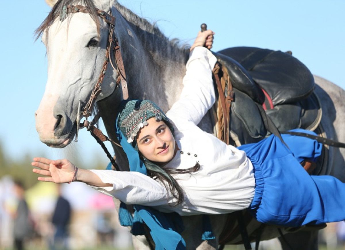 Atlıca Macera: Baba-Kız İkilisiyle 'Boynuz Kulağı Geçti' Show!