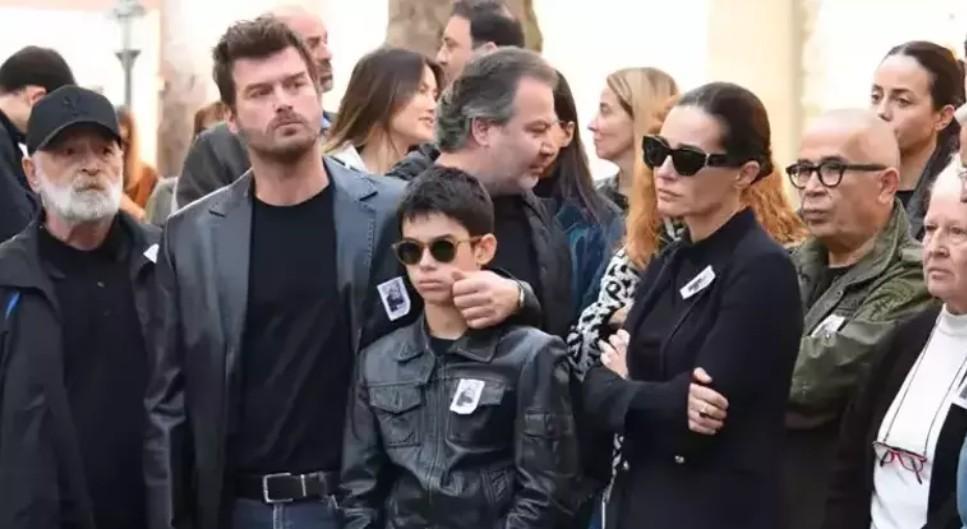 Babasını günler önce toprağa vermişti! Ünlü oyuncudan duygusal paylaşım