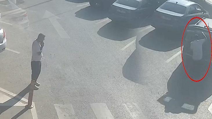 Bagajı açtı, 50 bin liralık laptopu alıp kaçtı! Pendik’te hırsızlık anı güvenlik kamerasında