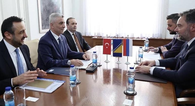 Bakan Bolat, Bosna Hersek Dış Ticaret ve Ekonomik İlişkiler Bakanı Kosarac ile görüştü