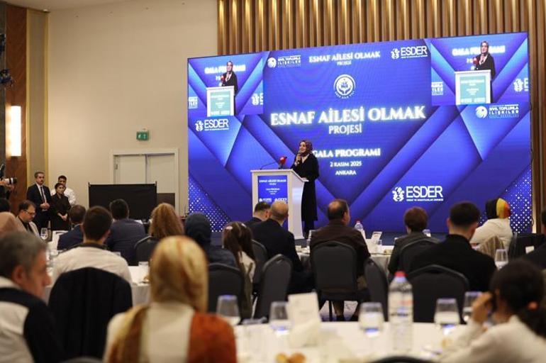 Bakan Göktaş, 'Esnaf Ailesi Olmak' projesinin galasına katıldı