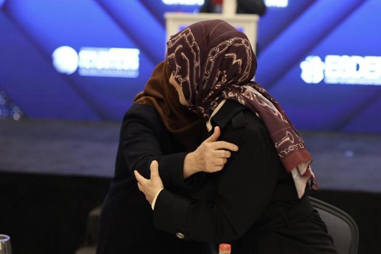 Bakan Göktaş, 'Esnaf Ailesi Olmak' projesinin galasına katıldı