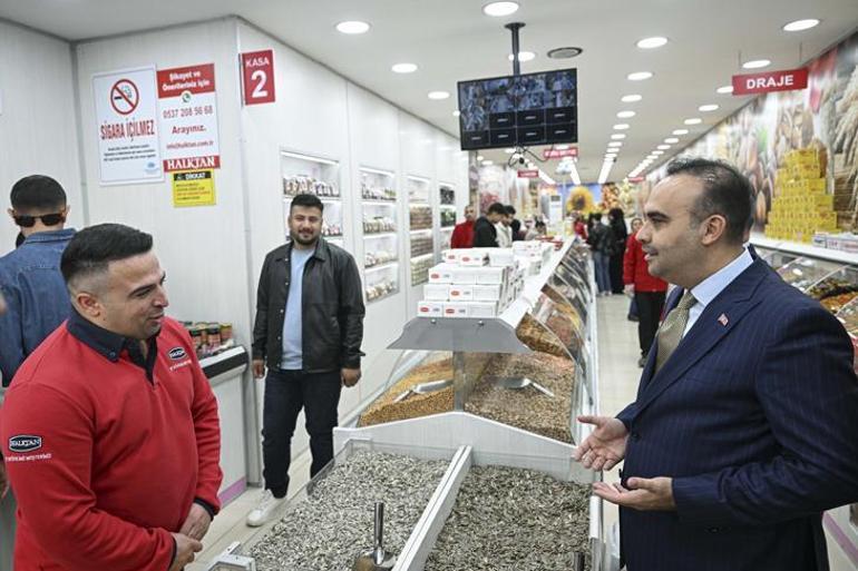 Bakan Kacır: Hakkari kalkınmanın yeni üssü olacak 3 Bakan Kacır: Hakkari kalkınmanın yeni üssü olacak