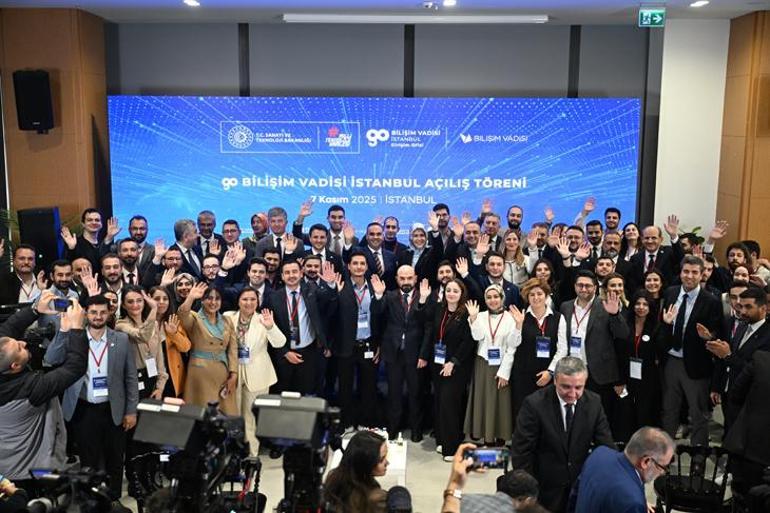 Bakan Kacır: Türkiye 310 bin kişilik dev bir AR-GE insan kaynağı ordusuna sahip 3 Bakan Kacır: Türkiye 310 bin kişilik dev bir AR-GE insan kaynağı ordusuna sahip