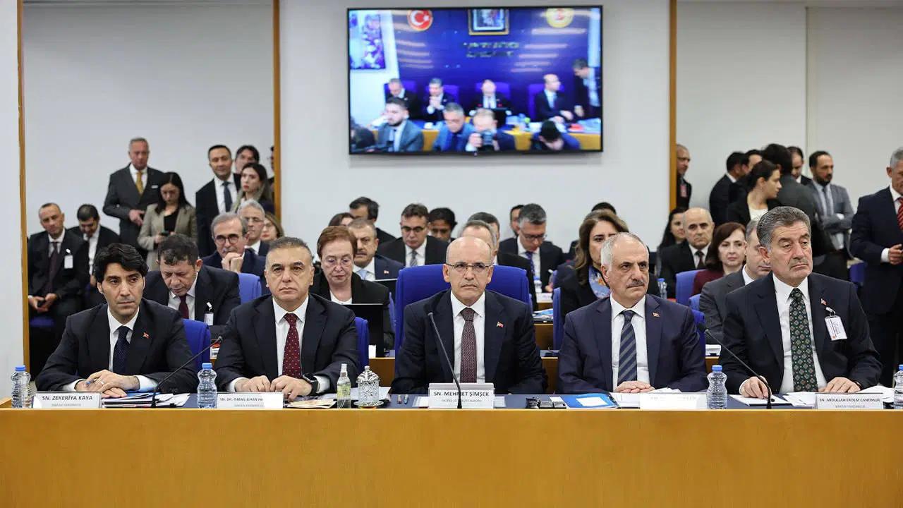 Bakan Şimşek: Ben bahane peşinde değilim lakin enflasyon amaçlarındaki sapmada kuraklığın tesiri var