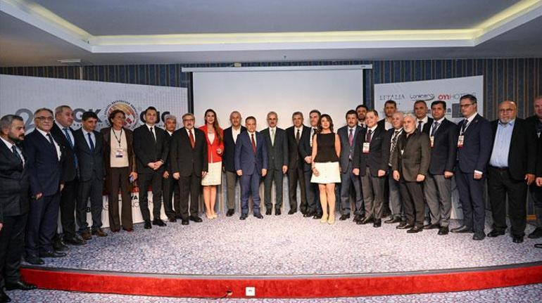 Bakan Uraloğlu: 5G ile iletişim hızımız 10 kat artacak 2 Bakan Uraloğlu: 5G ile iletişim hızımız 10 kat artacak