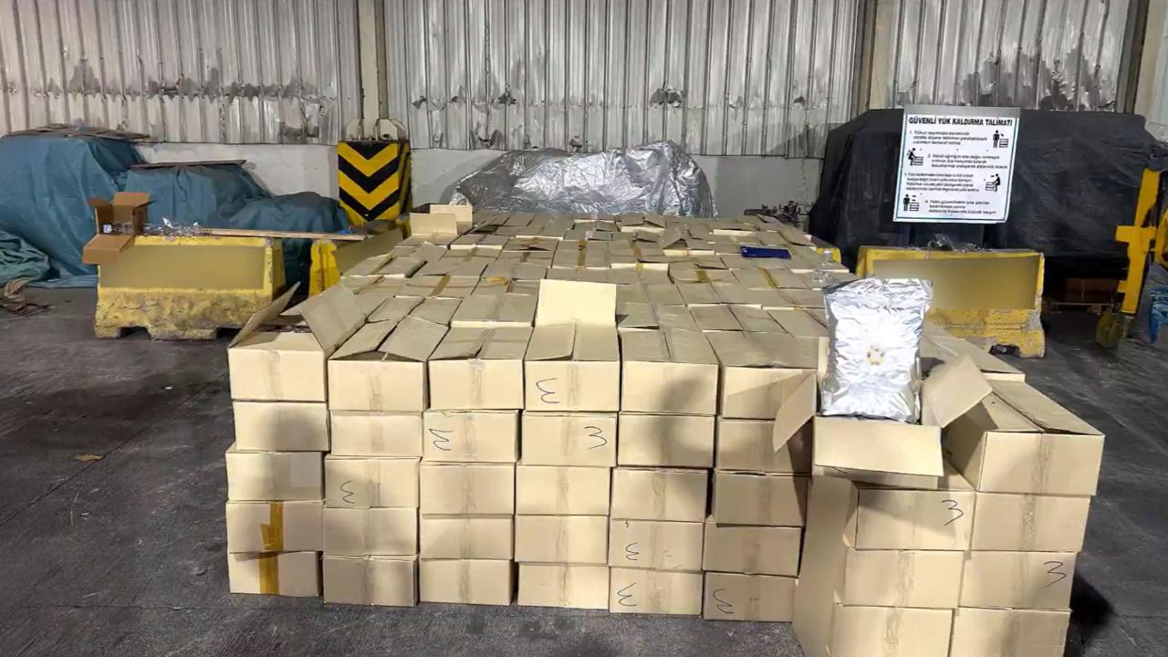 Bakan Yerlikaya duyurdu! Derince Limanı’nda 1,5 ton uyuşturucu yakalandı