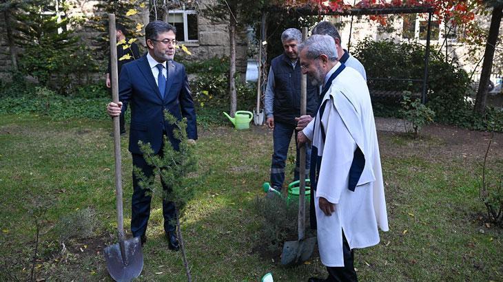 Bakan Yumaklı’dan vatandaşlara “ağaçlandırma seferberliği” çağrısı: