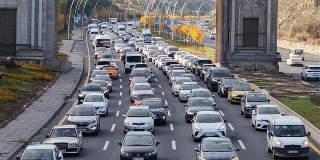 Başkentteki Artan Trafik Kaosu: Sürücülerin Sabır Taşı Tükeniyor!