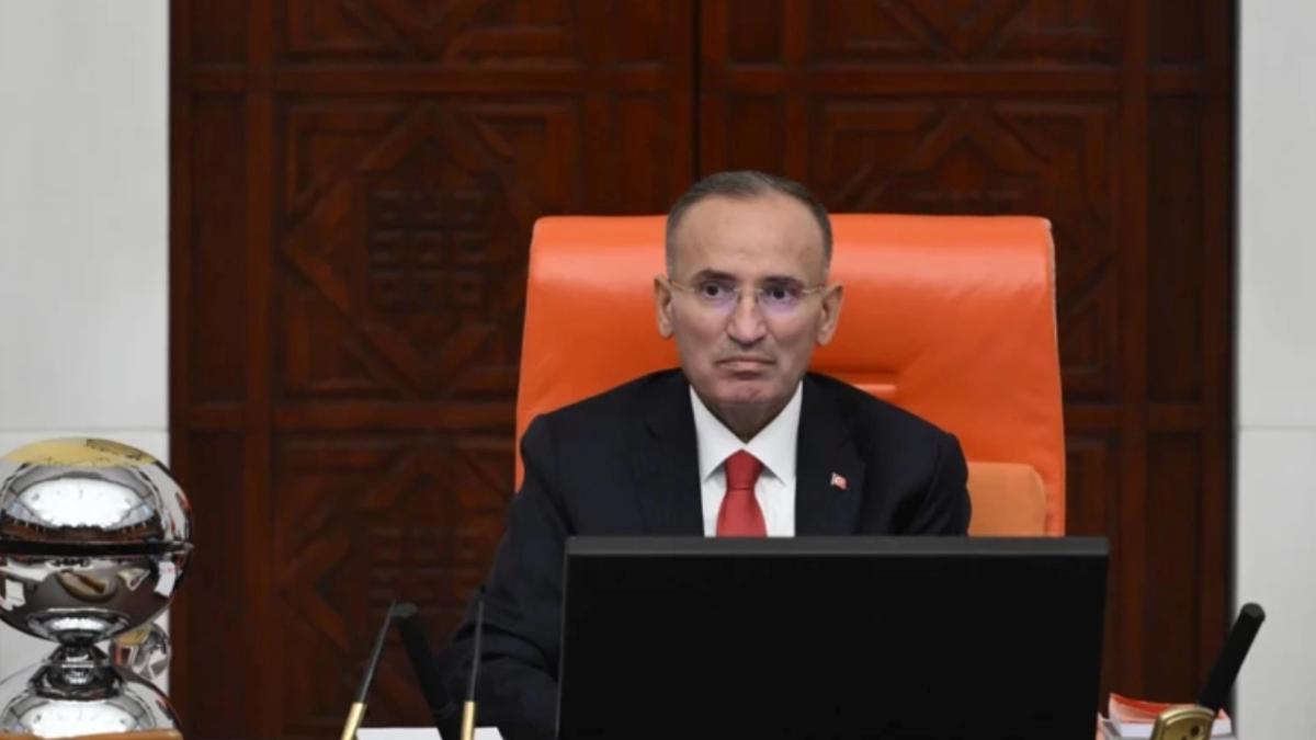 Bekir Bozdağ’ın Meclis’e Dönüşü: Zayıflığıyla Dikkat Çeken Anlar