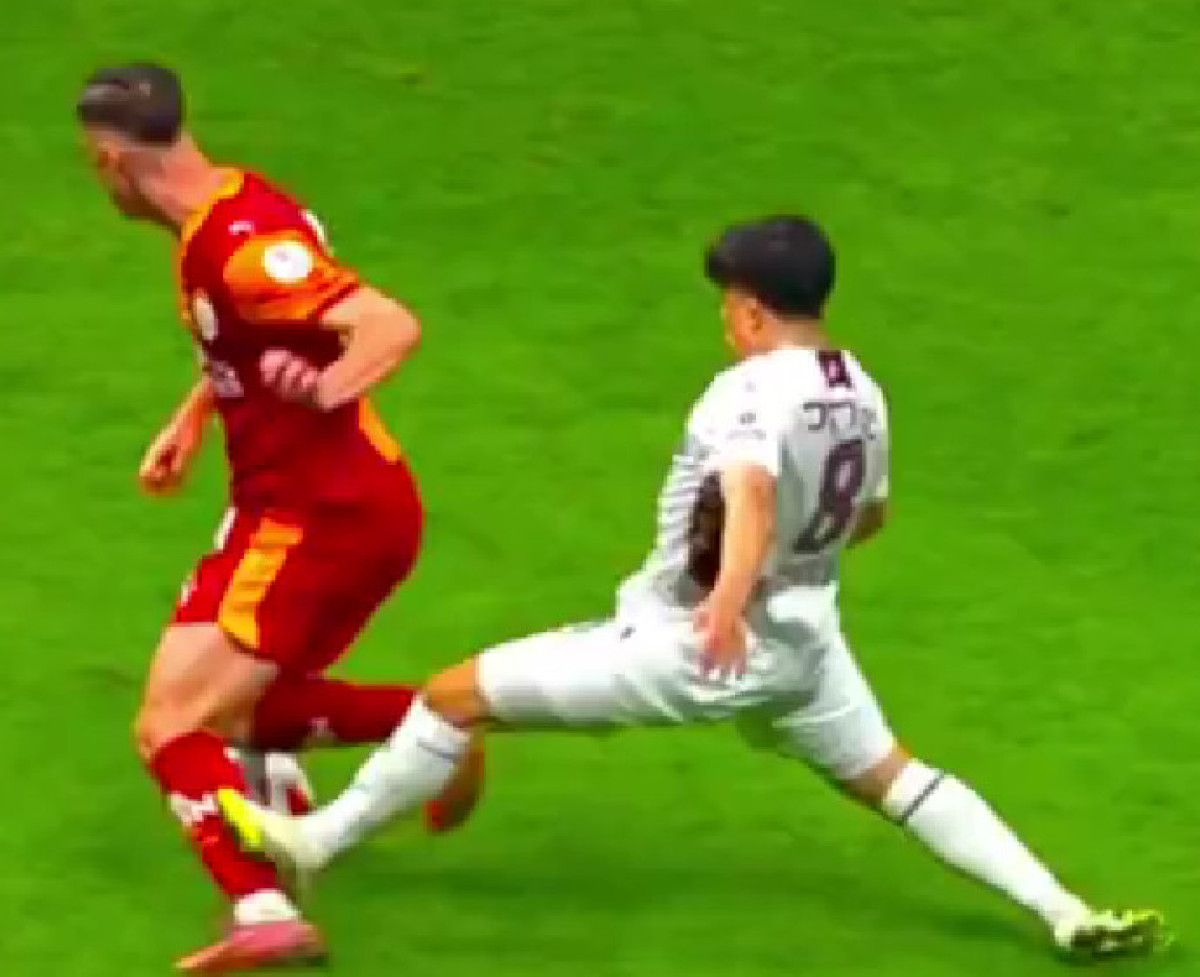 Benjamin Bouchouari'nin Şok Kırmızı Kart Anı 1 Benjamin Bouchouari'nin Şok Kırmızı Kart Anı