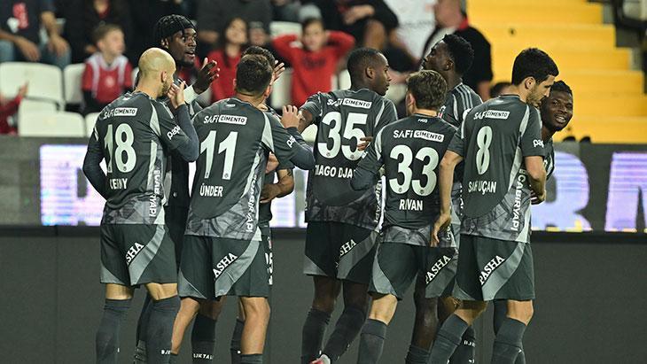Beşiktaş’a fikstür avantajı! 11 haftada bir kez İstanbul dışına çıkacak