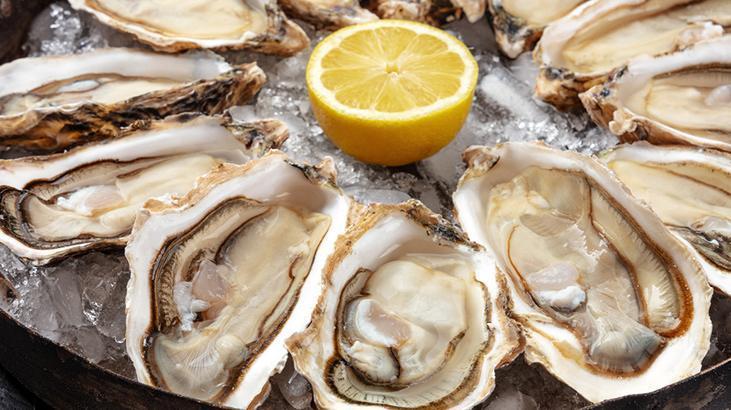 Beyaz saç telleri can sıkmasın! Sebebi tabaktan geçiyor olabilir, sofradan eksik etmeyin