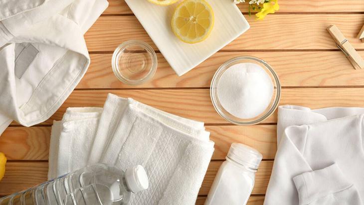 Beyazlatmıyor, ferahlatıyor! Ayda bir kere makineyi boş çalıştırın, 1 kapak eklemek yetiyor 7 Beyazlatmıyor, ferahlatıyor! Ayda bir kere makineyi boş çalıştırın, 1 kapak eklemek yetiyor