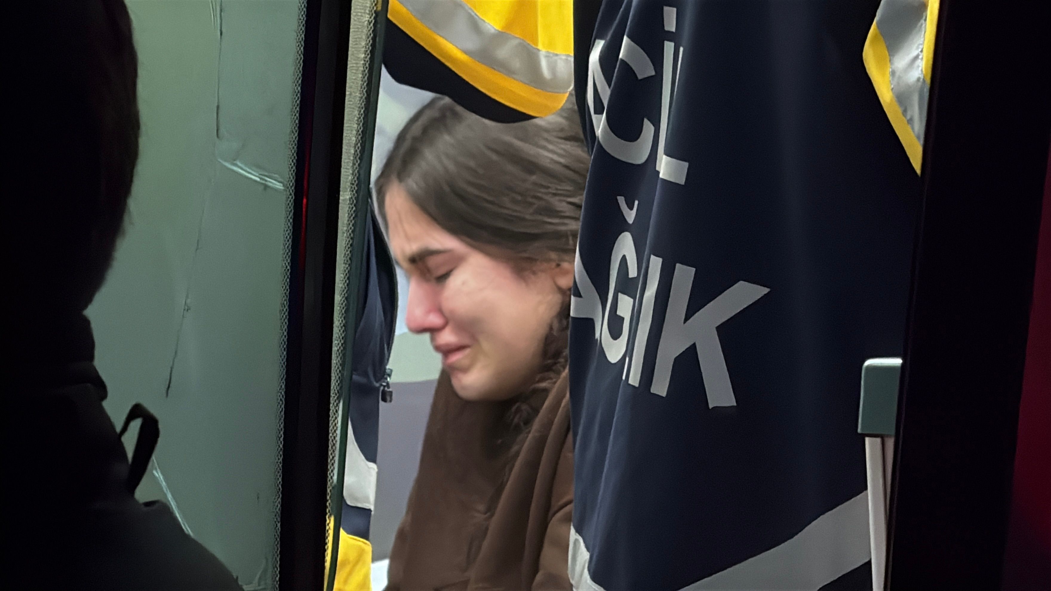 Beyoğlu'nda Dehşet Anları: 4 Kişi Son Anda Hayatını Kurtardı!