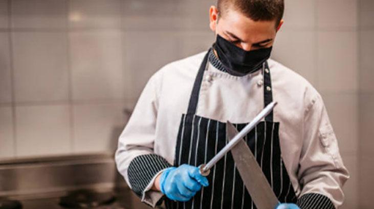 Bıçaklarınız kolay mı köreliyor? Tek hamlede bileyleyip yıkamanın en etkili yolu 2 Bıçaklarınız kolay mı köreliyor? Tek hamlede bileyleyip yıkamanın en etkili yolu