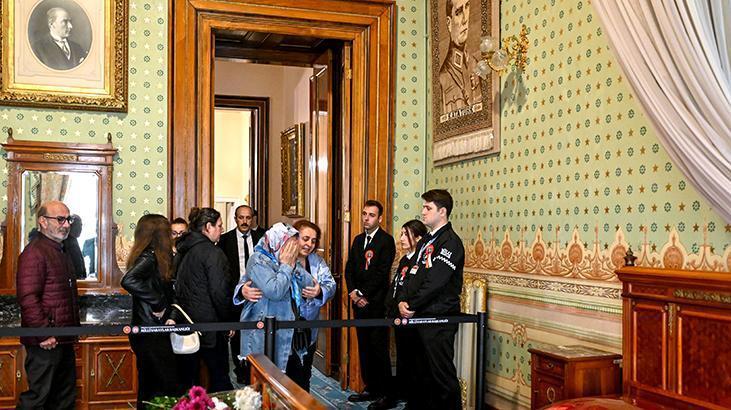 Binlerce kişi Dolmabahçe’ye akın etti