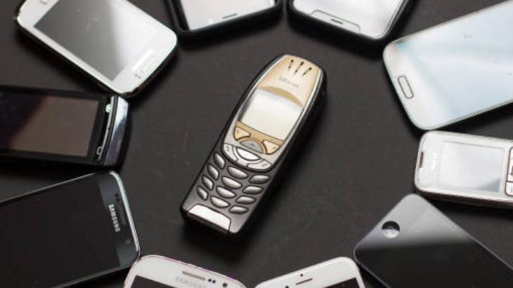 Bir servet saklıyor olabilirsiniz! Eski telefonları kontrol edin: 3 model gözde 5 Bir servet saklıyor olabilirsiniz! Eski telefonları kontrol edin: 3 model gözde