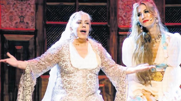 Bir telefonla kadrodan çıkarıldı