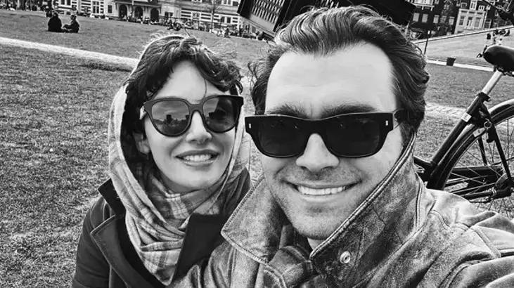 Birce Akalay paylaştı! Annesini ve babasını görenler şaştı kaldı